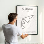 Ladda upp bild till gallerivisning, Abu Dhabi Formel 1 Plakat | Twilight Oasis | Yas Marina Circuit | Dynamisk Motorsport Kunst | Plakaty.dk