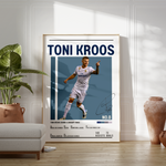 Ladda upp bild till gallerivisning, Fodbold plakat | Fodbold plakater | Toni Kroos Fodbold Plakat | Perfekt til Passionerede Fans | Plakaty.dk
