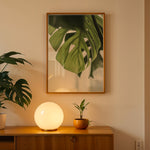 Ladda upp bild till gallerivisning, Flora på Væggen | Dekorér dine rum med naturlige designs | Plakat med grønne planter, botanisk kunst og naturplanter, ideel til at tilføje et organisk og livligt præg til dit hjem.
