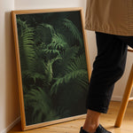 Ladda upp bild till gallerivisning, Blomster og Blade | Realistiske motiver til dit hjem | Plakat med grønne planter, botanisk kunst og naturplanter, ideel til at tilføje et organisk og livligt præg til dit hjem.
