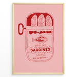 Ladda upp bild till gallerivisning, Retro kitchen poster featuring a red line illustration of a sardine tin labeled “Brisling Sardines i Tomat” on a pink background, framed in golden.
