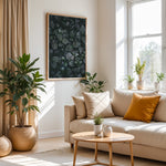 Ladda upp bild till gallerivisning, Grøn Inspiration | Plakater med frodige motiver til stuen | Plakat med grønne planter, botanisk kunst og naturplanter, ideel til at tilføje et organisk og livligt præg til dit hjem.
