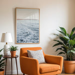 Ladda upp bild till gallerivisning, Plakat med surfbrætter | Sommer og Strand Plakater | Denne plakat viser flere surfbrætter opstillet lodret i forskellige pastelfarver som hvid, pink og grøn. Perfekt til surf- og strandelskere.
