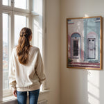 Ladda upp bild till gallerivisning, Plakat med farverige døre | Sommer og Strand Plakater | Denne plakat viser en pink og en blå dør side om side, hver i en buet dørkarm, på en farverig bygning. Perfekt til dem, der elsker unik arkitektur.
