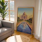 Ladda upp bild till gallerivisning, Agra Vintage Travel Plakat | Vintage Travel Poster | Denne plakat viser det ikoniske Taj Mahal i Agra, Indien, med dets hvide marmorkupler og minareter mod en gradient himmel. Perfekt til rejse- og arkitekturentusiaster.
