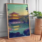 Ladda upp bild till gallerivisning, Kinkaku-ji Vintage Travel Plakat | Vintage Travel Poster | Denne plakat viser Den Gyldne Pavillon i Kyoto, Japan, med sin gyldne facade, omgivet af frodig natur og en rolig vandflade.

