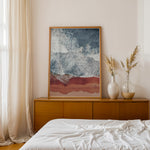 Ladda upp bild till gallerivisning, Plakat med bølger og strand | Sommer og Strand Plakater | Denne plakat viser et luftfoto af bølger, der bryder mod en rødlig sandstrand. Perfekt til dem, der elsker kystlandskaber.
