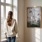 Ladda upp bild till gallerivisning, Plakat med tropisk landskab | Sommer og Strand Plakater | Denne plakat viser en tropisk scene med høje palmer, grønne bakker og en overskyet himmel. Perfekt til dem, der elsker naturlig skønhed.
