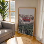 Ladda upp bild till gallerivisning, Plakat med vintage van i klitterne | Sommer og Strand Plakater | Denne plakat viser en rød vintage van parkeret på en sandsti omgivet af klitter og vegetation. Perfekt til nostalgikere og eventyrere.
