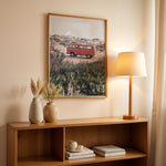 Ladda upp bild till gallerivisning, Plakat med vintage van i klitterne | Sommer og Strand Plakater | Denne plakat viser en rød vintage van parkeret på en sandsti omgivet af klitter og vegetation. Perfekt til nostalgikere og eventyrere.
