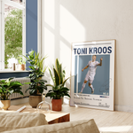 Ladda upp bild till gallerivisning, Fodbold plakat | Fodbold plakater | Toni Kroos Fodbold Plakat | Perfekt til Passionerede Fans | Plakaty.dk
