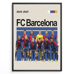 Ladda upp bild till gallerivisning, Holdfoto | FC Barcelona fodboldplakat 2024-2025 med hele holdet i blå-rød hjemmebanetrøje – perfekt som gave eller vægpynt.
