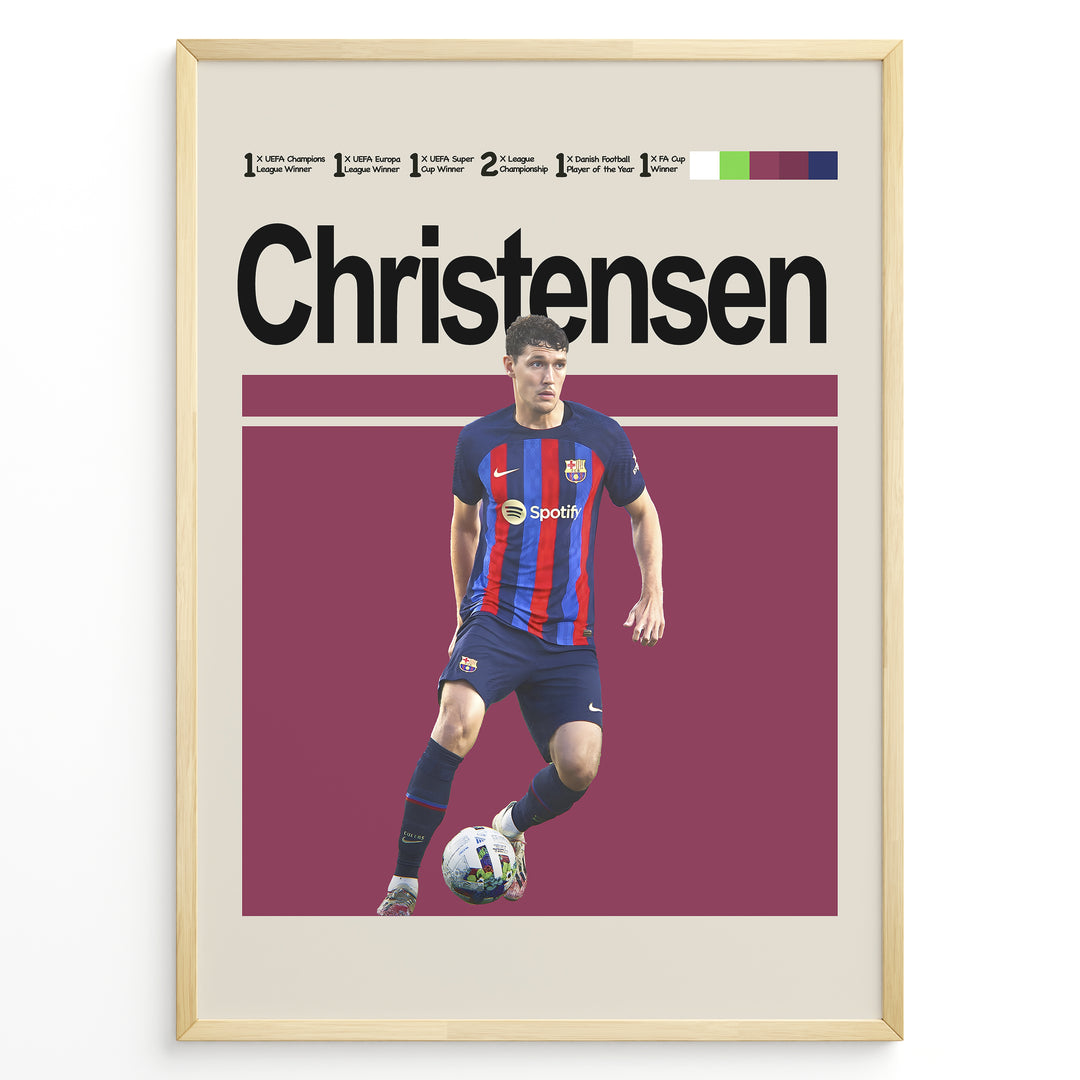 Andreas Christensen fodbold plakat | FC Barcelona spiller i blå og rød hjemmebanetrøje med bold i kampklar position