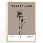 Ladda upp bild till gallerivisning, Framed “Fleur Sauvage No.19” poster with minimalist brown wildflower line art on a taupe background, from the Jardin Minimalist Collection.
