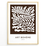 Ladda upp bild till gallerivisning, Framed Art Bohème poster showing abstract white leaf patterns on a dark brown background with minimalist text at the bottom.
