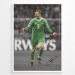Ladda upp bild till gallerivisning, Manuel Neuer fodbold plakat hvor han jubler i Bayerns grønne målmandstrøje med røde handsker under Champions League kamp.
