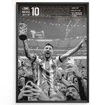 Ladda upp bild till gallerivisning, Lionel Messi Fodbold Plakat | Til FC Barcelona Fans | Tre plakater der hylder Lionel Messi med billede, citat og hans ikoniske nummer 10. Perfekt til fodboldfans og Messi-entusiaster.

