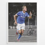 Ladda upp bild till gallerivisning, Fodbold plakat | Fodbold plakater | Rasmus Højlund Fodbold Plakat | Danmark | Perfekt til Den Ægte Fan | Plakaty.dk
