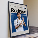Ladda upp bild till gallerivisning, Fodbold plakat | Fodbold plakater | Rodrygo Fodbold Plakat | Brasiliens Driblekonge | Plakaty.dk
