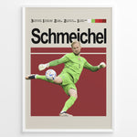 Ladda upp bild till gallerivisning, Kasper Schmeichel fodbold plakat i grøn Danmark målmandstrøje med spark til bolden og stilrent rødt baggrundsdesign.
