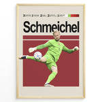 Ladda upp bild till gallerivisning, Kasper Schmeichel fodbold plakat i grøn Danmark målmandstrøje med spark til bolden og stilrent rødt baggrundsdesign.
