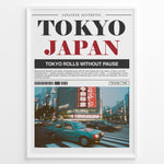 Ladda upp bild till gallerivisning, Japanske plakater | Blurred motion photograph of cars crossing a busy intersection in Tokyo at dusk, with bright neon signs and tall buildings in the background, framed by a poster layout with the text &quot;TOKYO JAPAN&quot; and a description of Tokyo’s city life.
