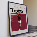 Ladda upp bild till gallerivisning, Fodbold plakat | Fodbold plakater | Francesco Totti Fodbold Plakat | Legendarisk Tribute til Den Ægte Fan | Plakaty.dk
