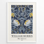 Ladda upp bild till gallerivisning, Framed William Morris Blue Flowers 1874 art print plakat with detailed blue, white, and yellow floral design on a dark background.
