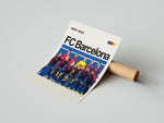 Ladda upp bild till gallerivisning, Holdfoto | FC Barcelona fodboldplakat 2024-2025 med hele holdet i blå-rød hjemmebanetrøje – perfekt som gave eller vægpynt.
