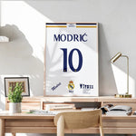 Ladda upp bild till gallerivisning, Fodbold plakat | Fodbold plakater | Luka Modric Fodbold plakat | Perfekt til Den Ægte Fodbold Fan | Plakaty.dk
