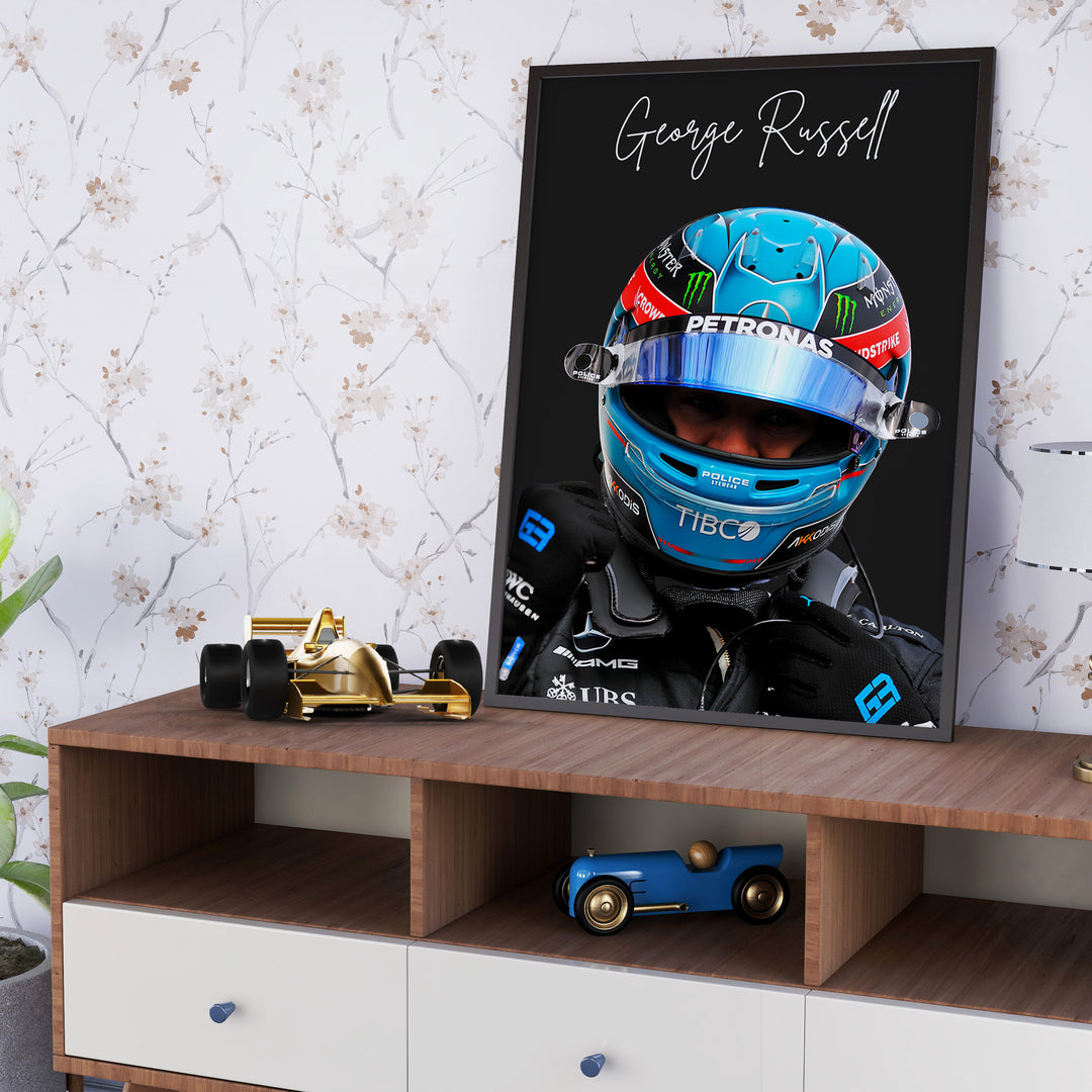 George Russell F1-affisch | Unik design på över 20 internationella banor!